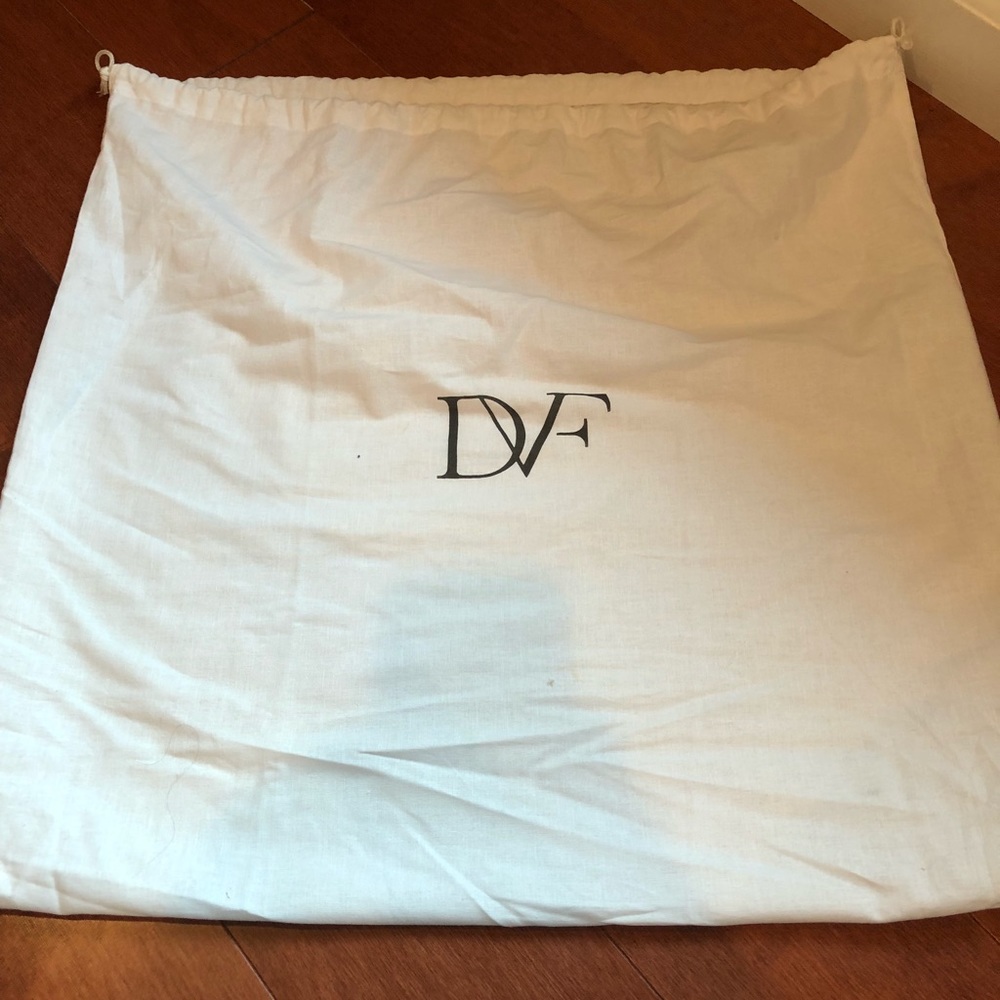 DVF Eva Color Block Tote Bag - Picture 4 of 5